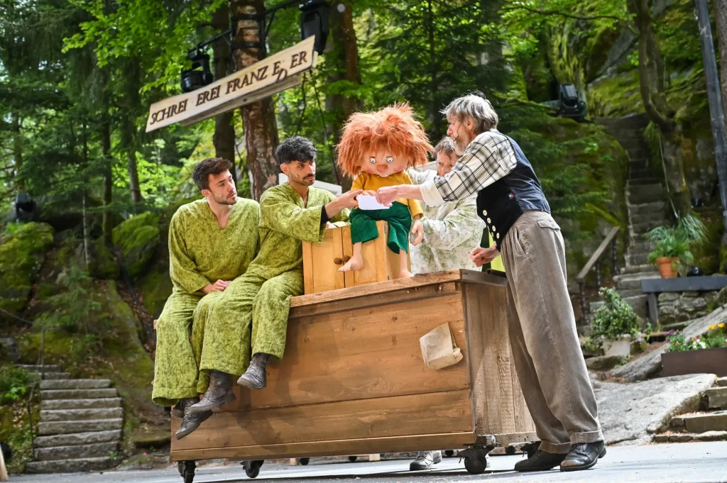 MEISTER EDER UND SEIN PUMUCKL