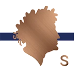 Der Luisenburg-Kopf in Bronze mit dem Buchstaben S