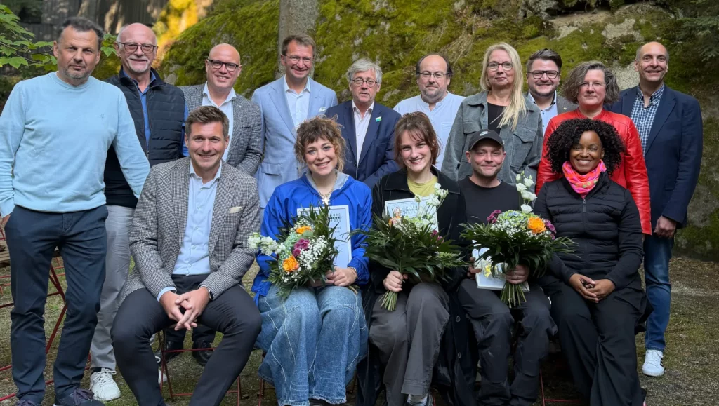 Gruppenfoto von der Nachwuchspreisverleihung 2026